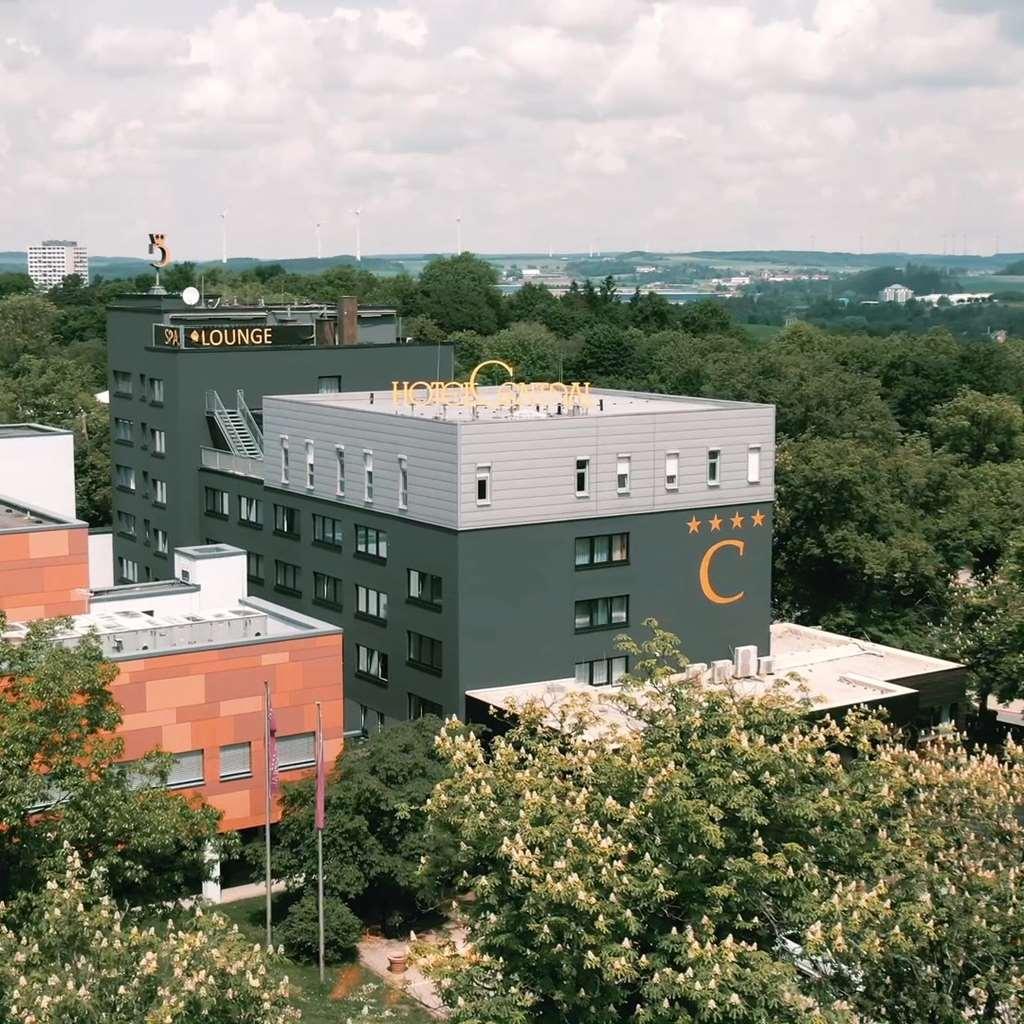Hotel Central Хоф Екстериор снимка
