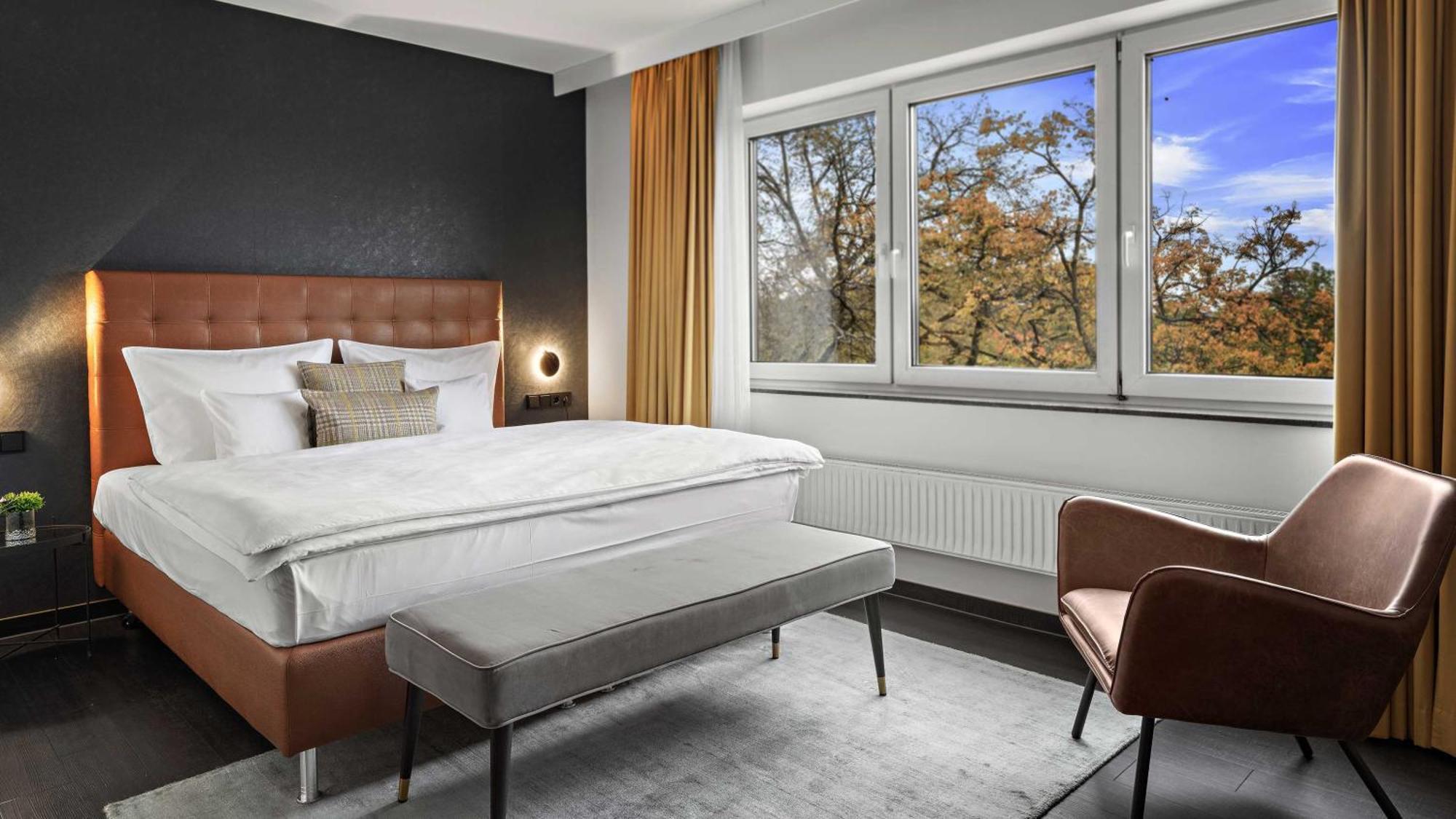 Hotel Central Хоф Екстериор снимка