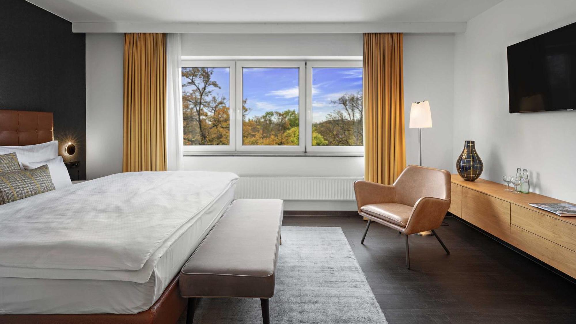 Hotel Central Хоф Екстериор снимка