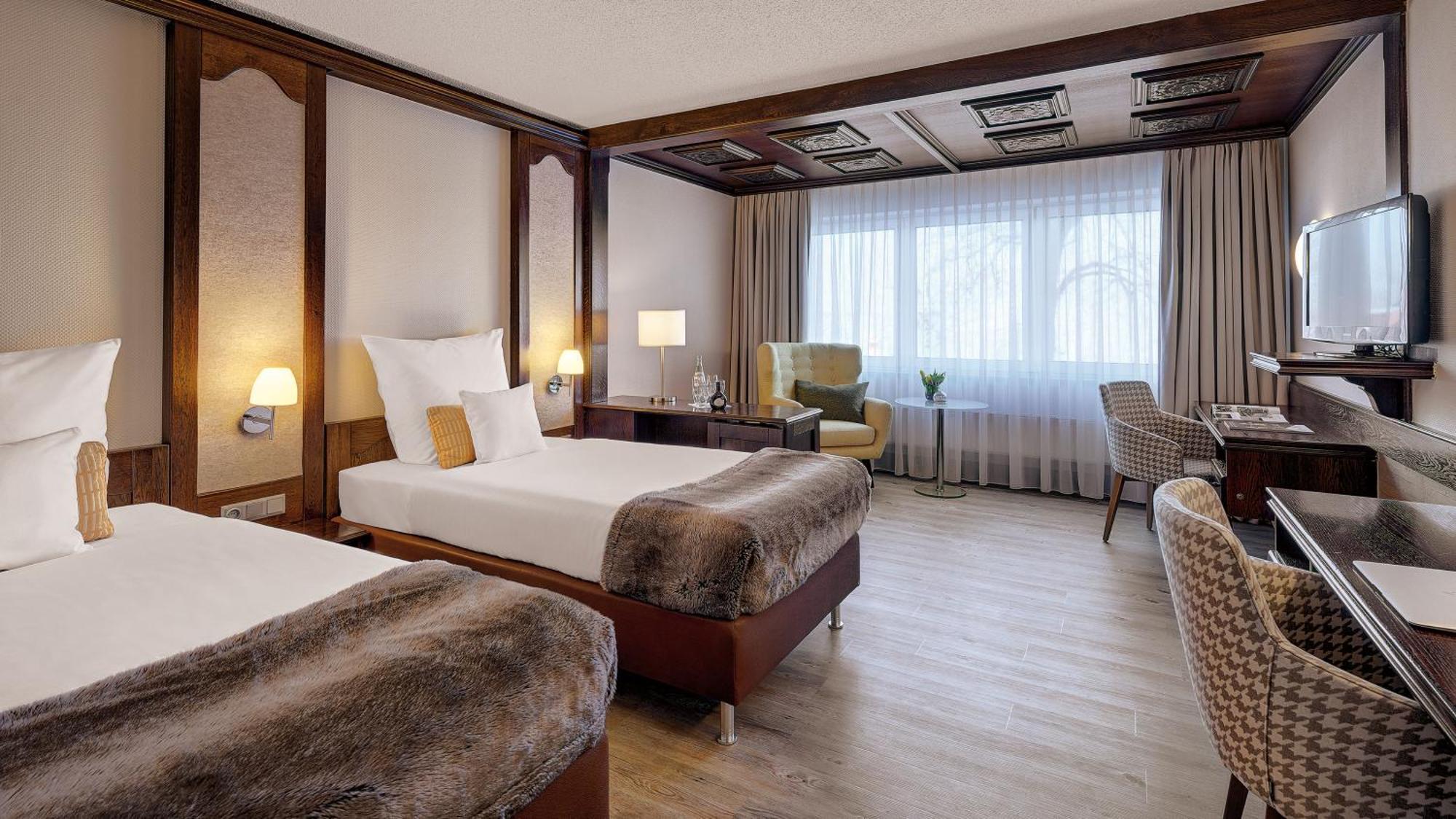 Hotel Central Хоф Екстериор снимка